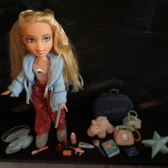 Bratz Cloe Sleepover